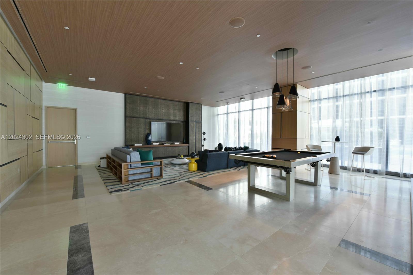 BRICKELL HEIGHTS EAST CON - Residential Lease