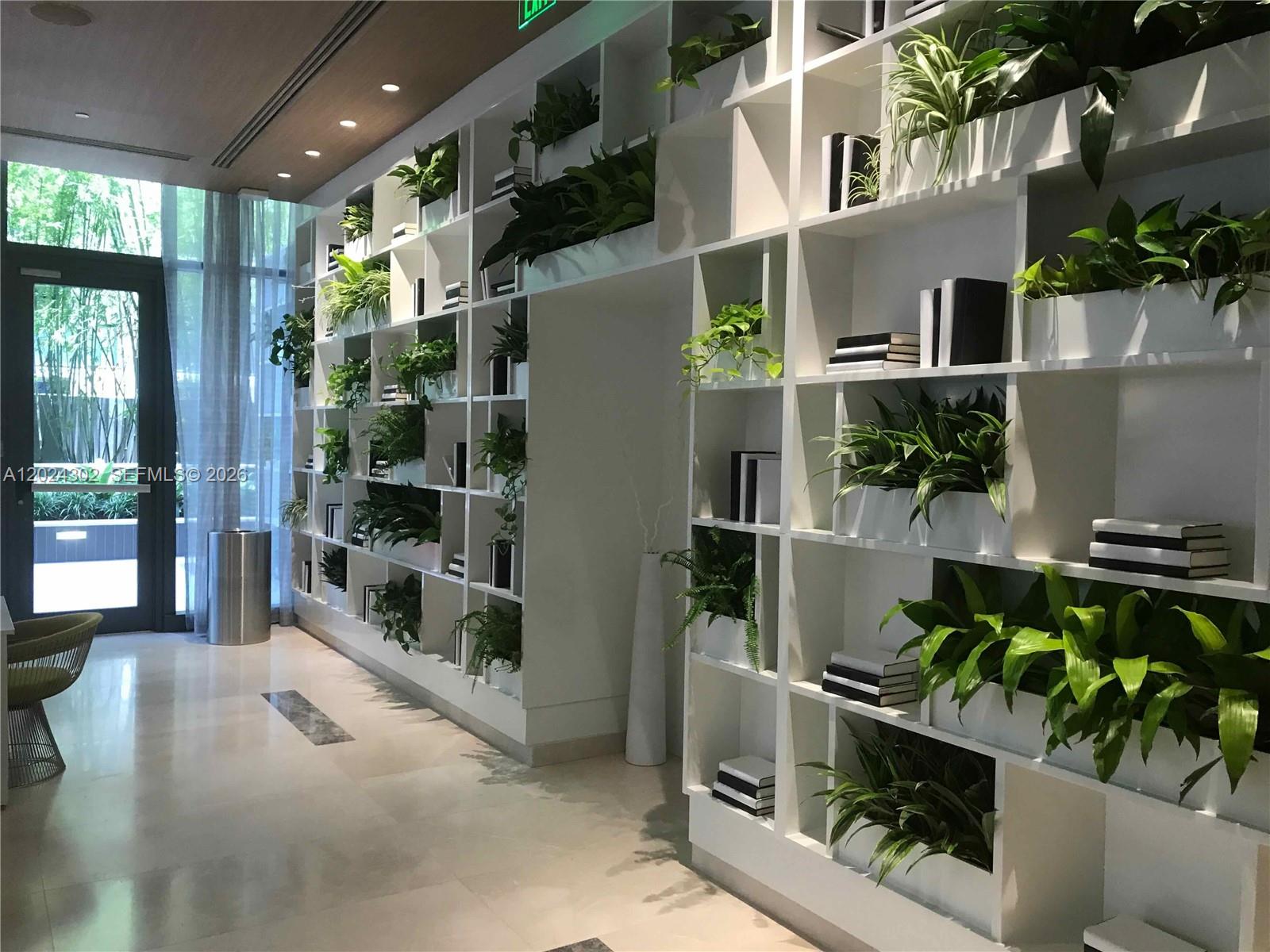 BRICKELL HEIGHTS EAST CON - Residential Lease
