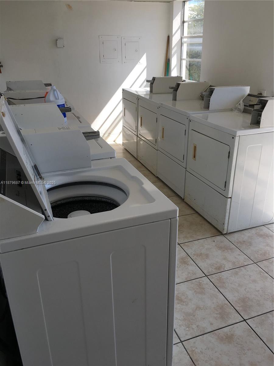 WINDWARD CONDO - Residential Lease