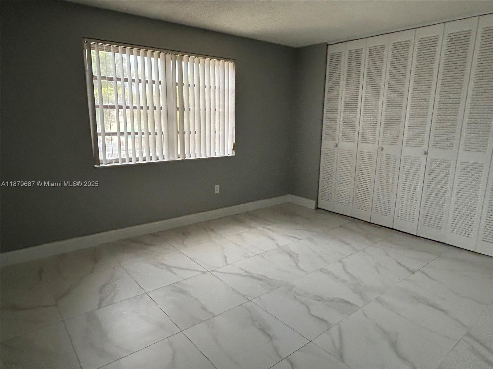 WINDWARD CONDO - Residential Lease