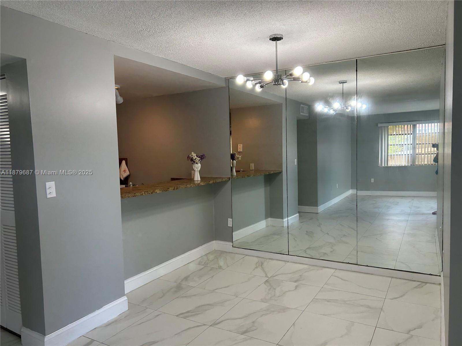 WINDWARD CONDO - Residential Lease