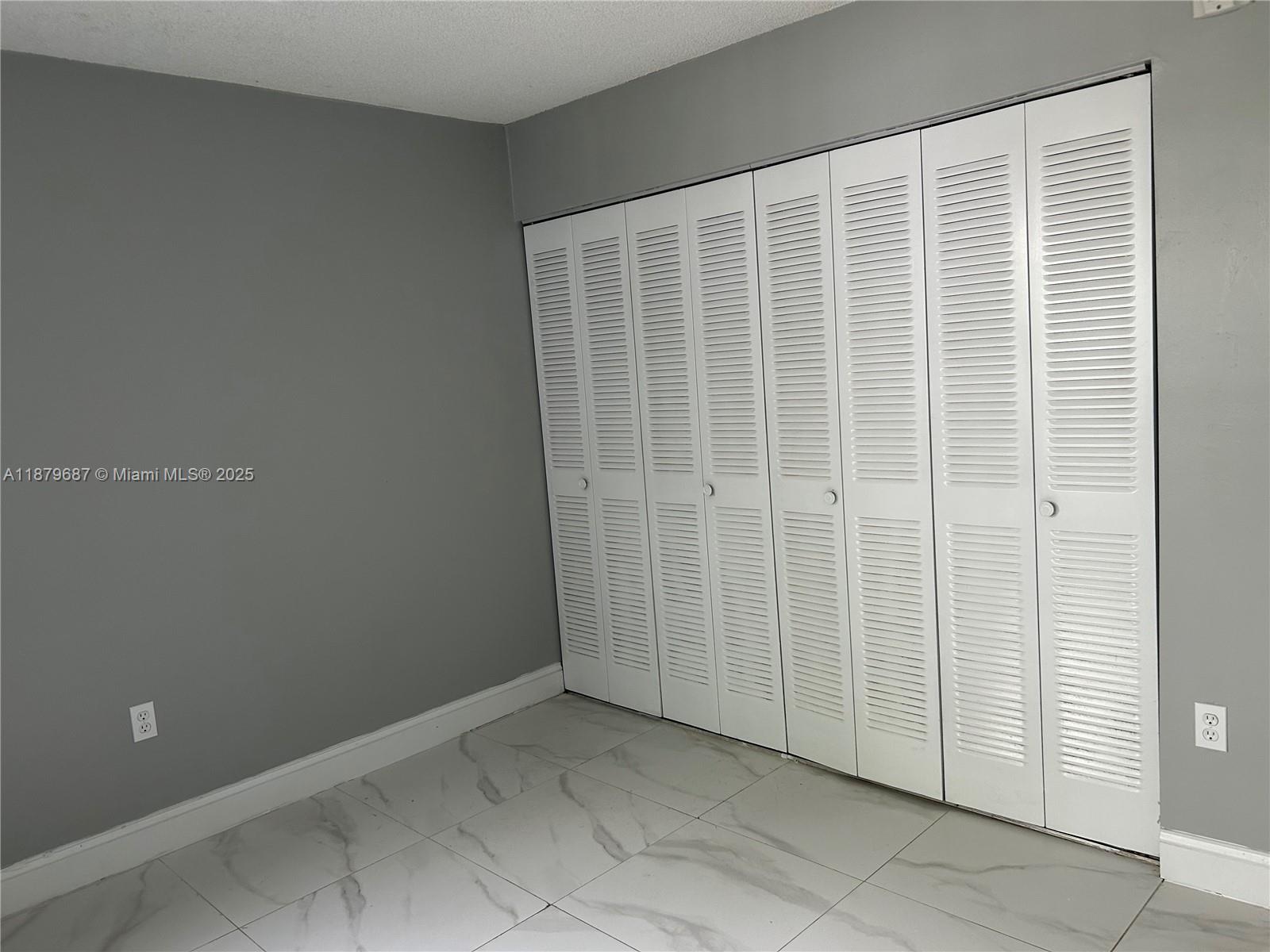 WINDWARD CONDO - Residential Lease