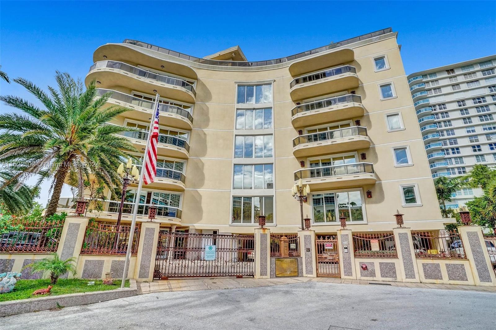 SEA PEARL CONDO - Residential