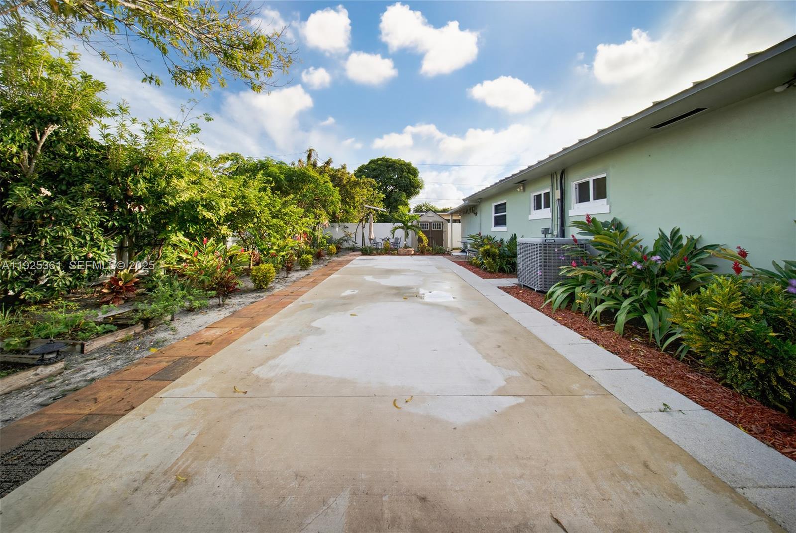 K & L SUB - Residential Lease