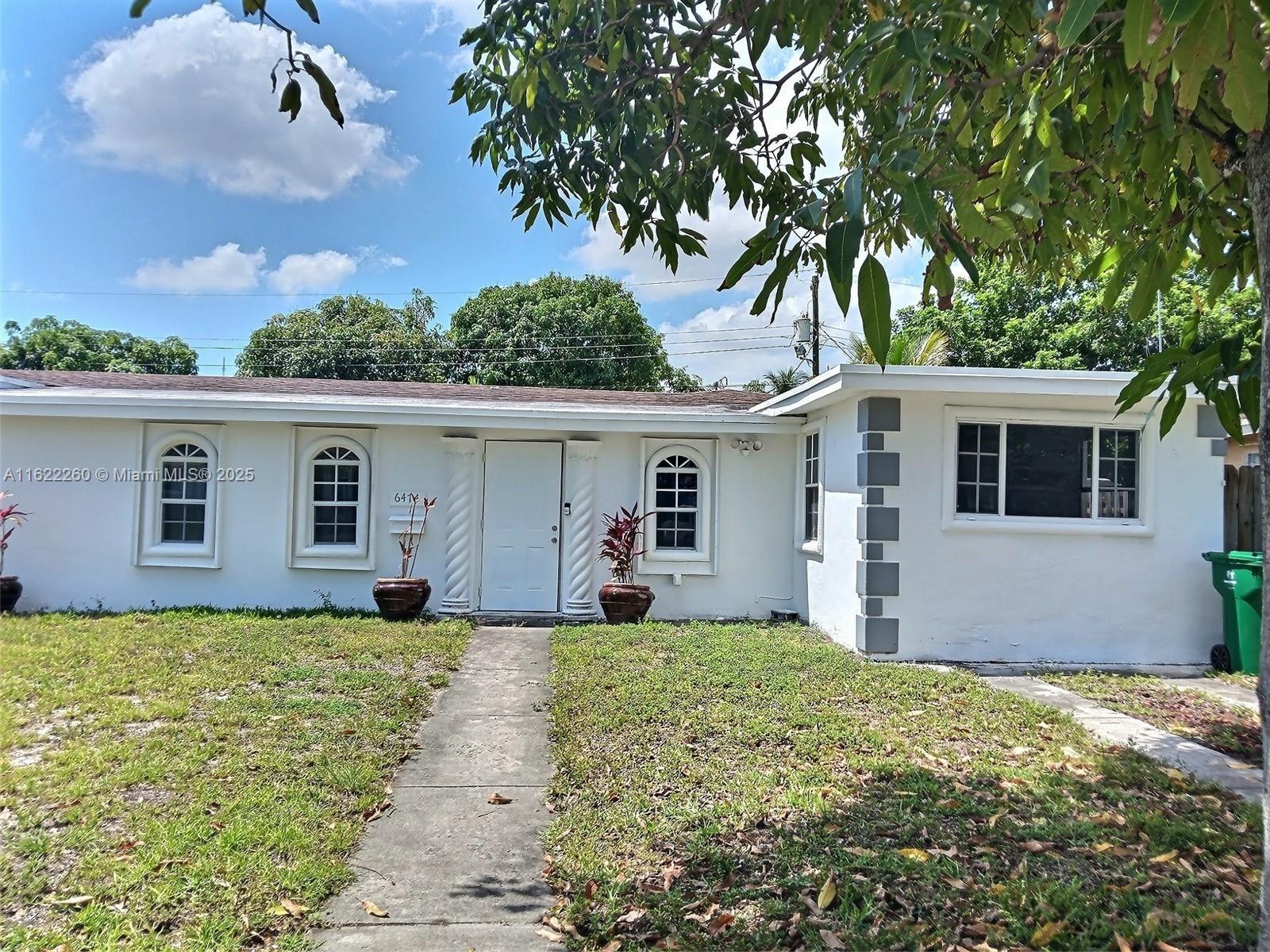 6474 Sw 26th St, Miramar, Broward County, Florida - 4 Bedrooms  
2 Bathrooms - 