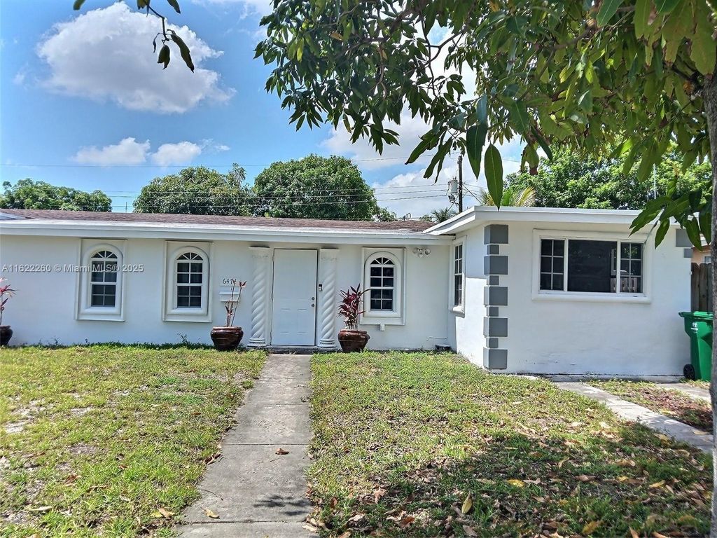 Photo of 6474 SW 26th St, Miramar, FL 33023 (MLS # A11622260)