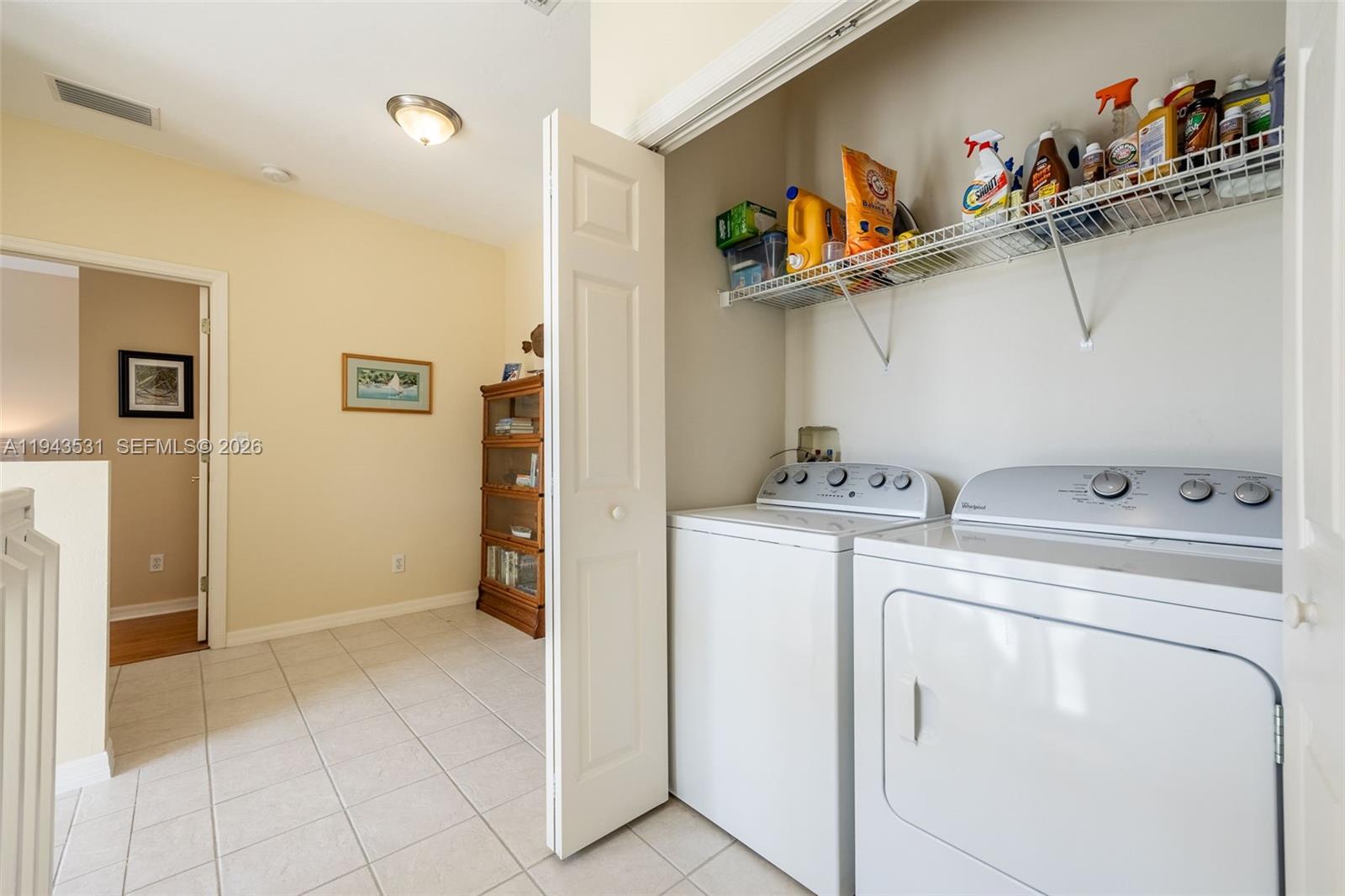 OLD PELICAN BAY - Residential