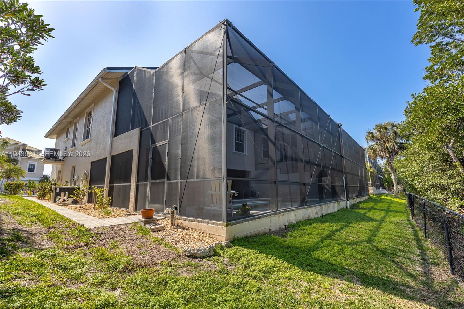 OLD PELICAN BAY - Residential