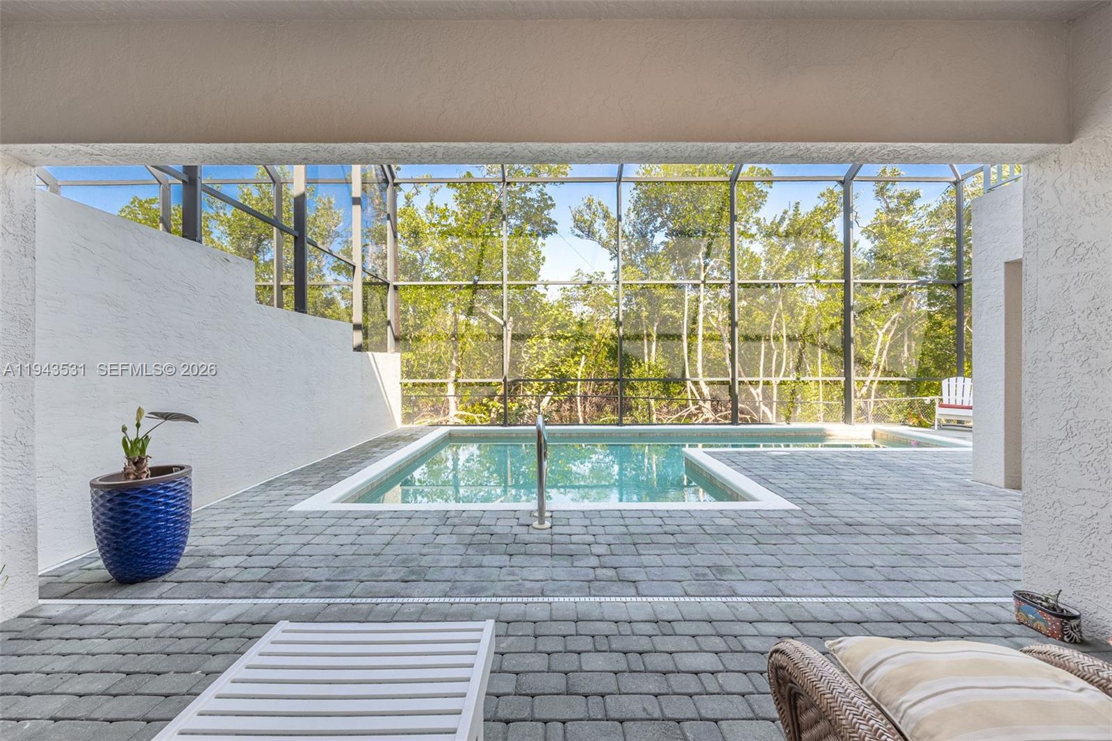 OLD PELICAN BAY - Residential