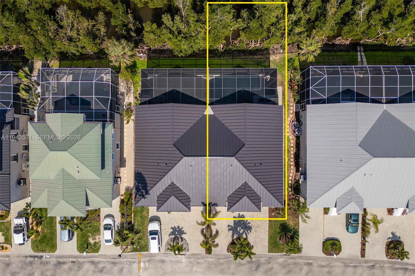 OLD PELICAN BAY - Residential