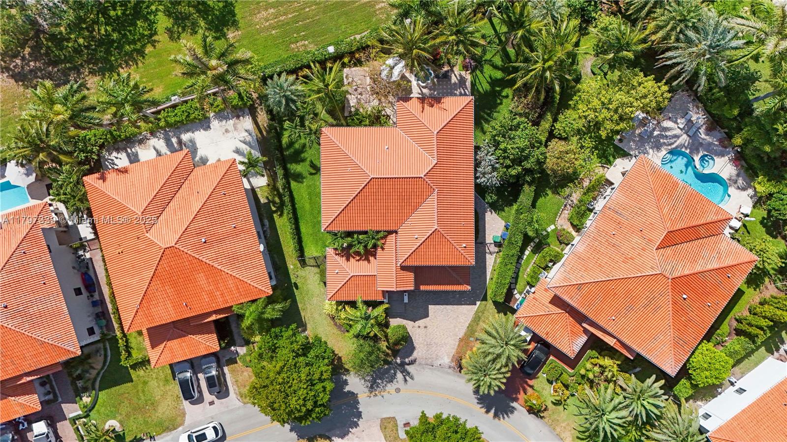 CUTLER CAY - Residential
