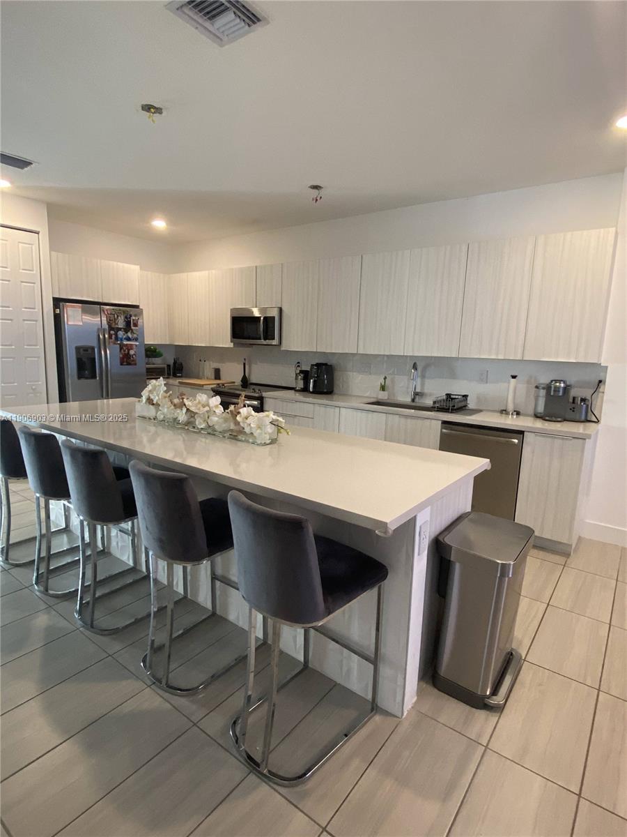 DUNNWOODY LAKE - Residential