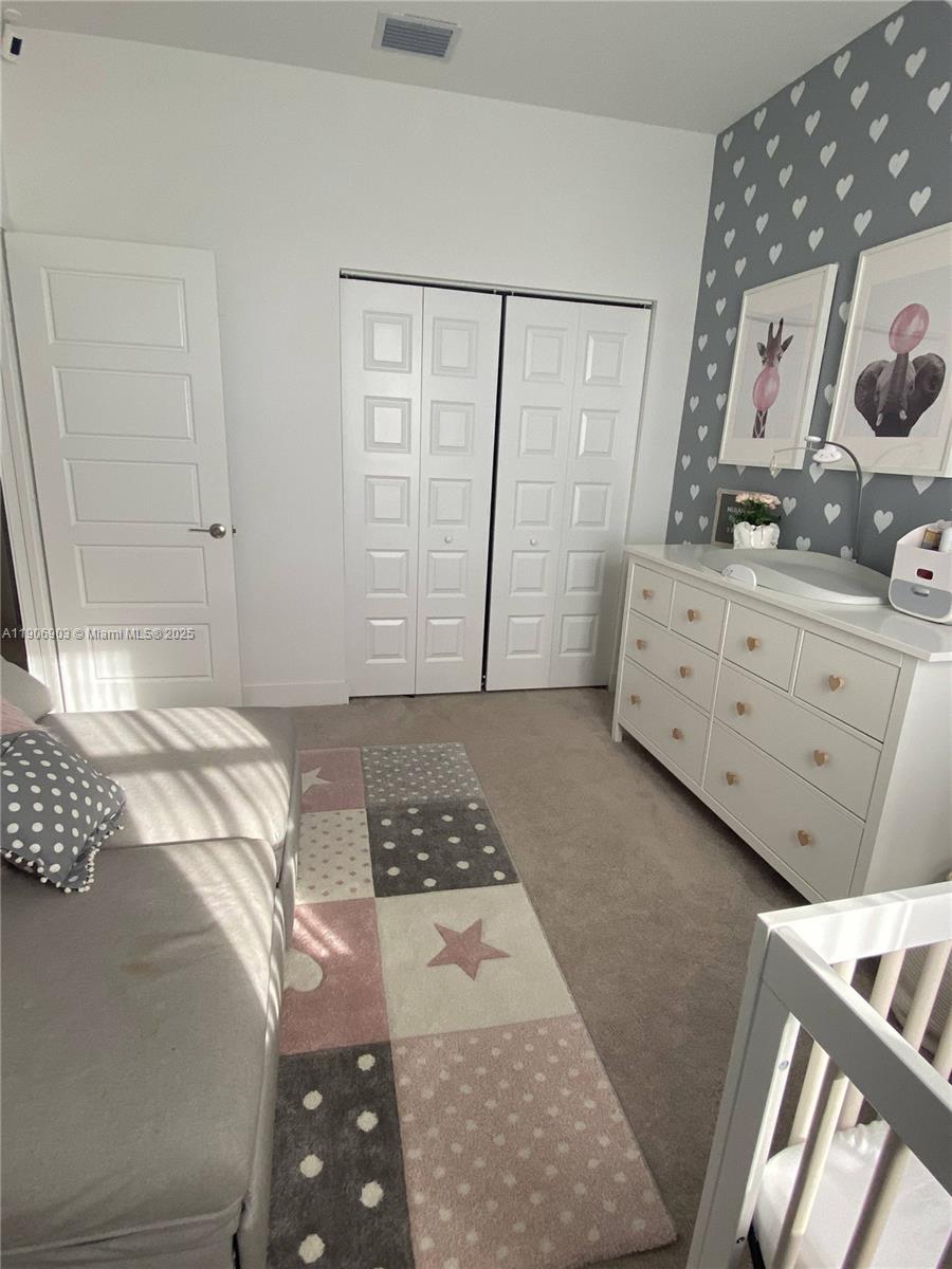 DUNNWOODY LAKE - Residential