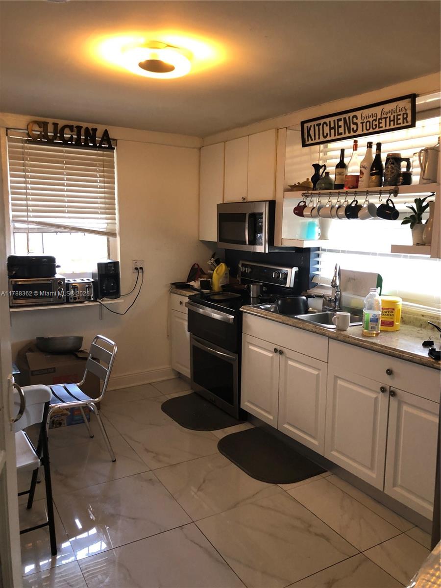 CORAL WAY SEC C - Residential