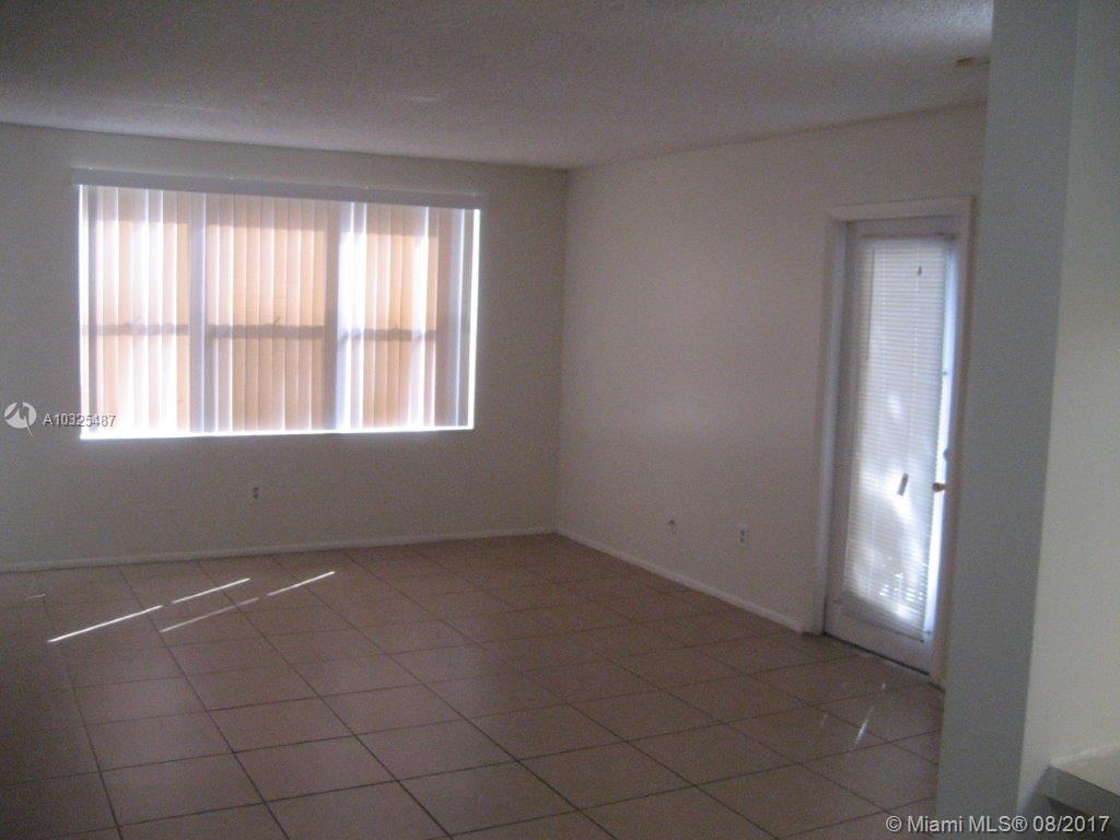 PALM AIRE GARDENS - Residential Lease