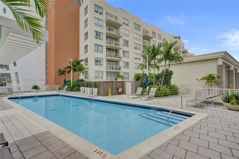Tiny photo for 3250 NE 1st Ave #511, Miami, FL 33137 (MLS # A12025983)