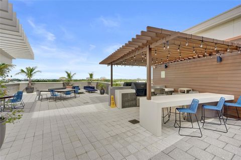 Tiny photo for 3250 NE 1st Ave #511, Miami, FL 33137 (MLS # A12025983)