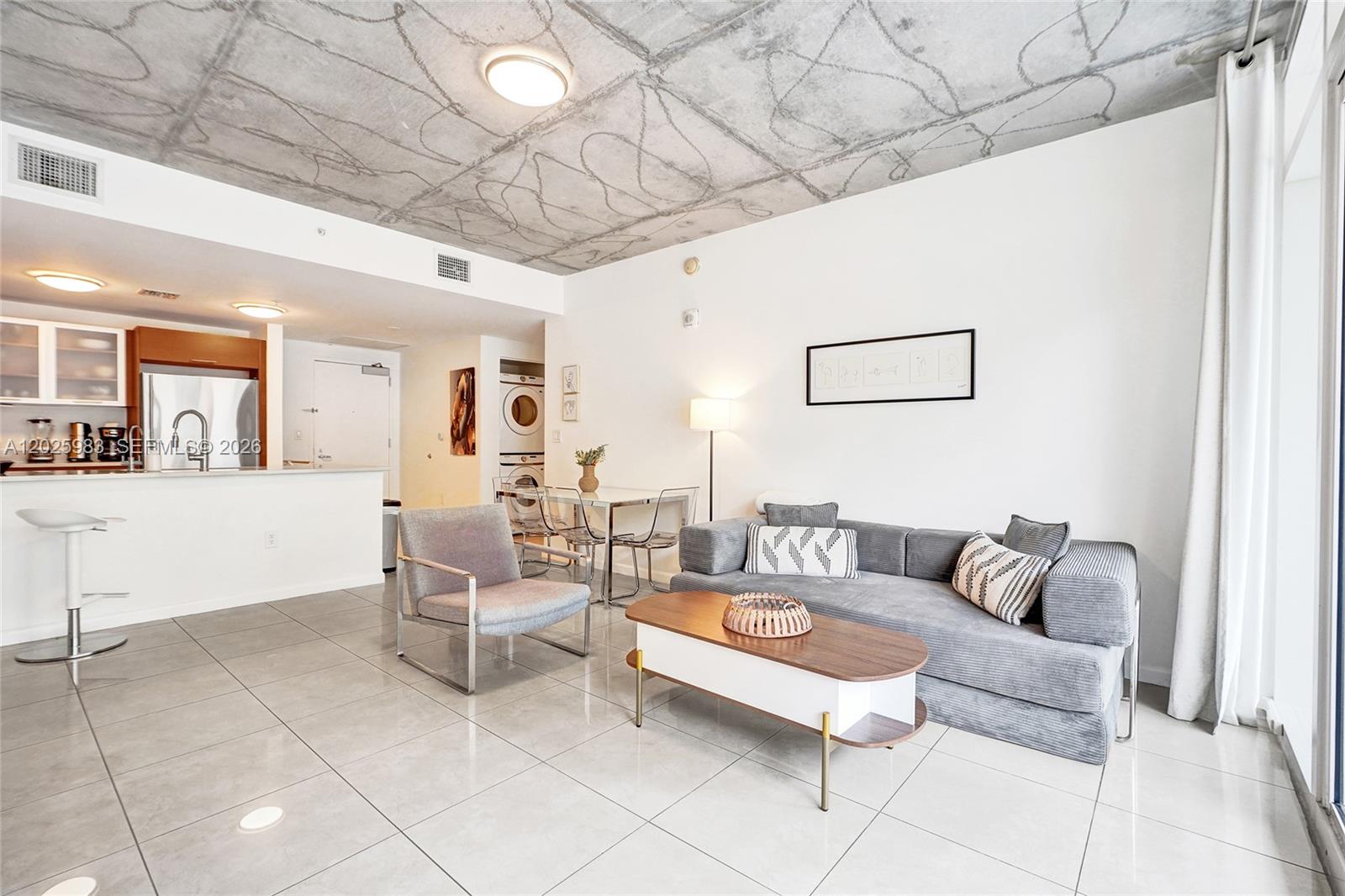 3250 NE 1st Ave 511