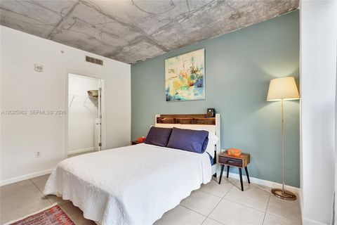 Tiny photo for 3250 NE 1st Ave #511, Miami, FL 33137 (MLS # A12025983)