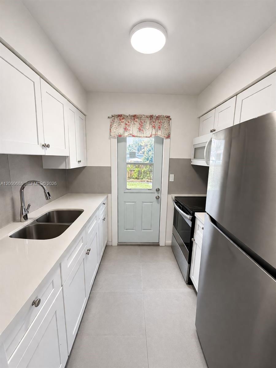 OJUS SUB - Residential Lease