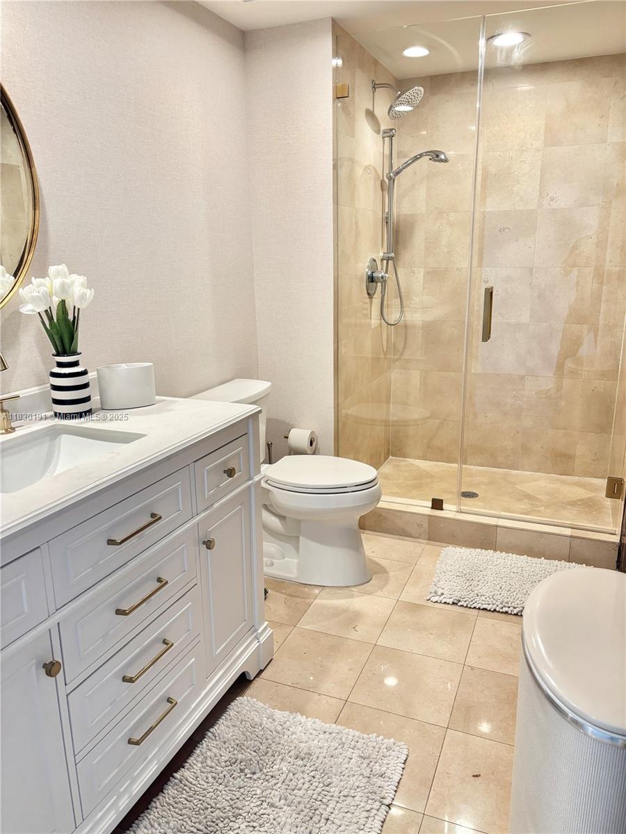 BEACH CLUB TWO CONDO - Residential