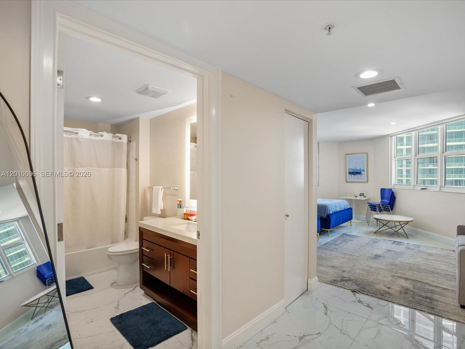 OCEAN POINT BEACH CLUB CO - Residential