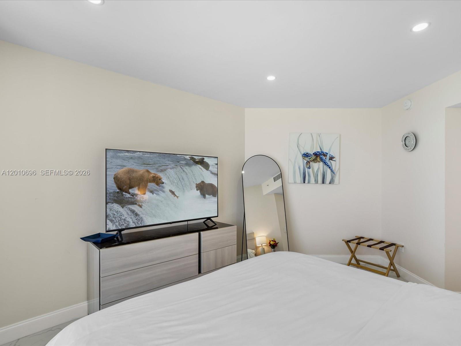 OCEAN POINT BEACH CLUB CO - Residential