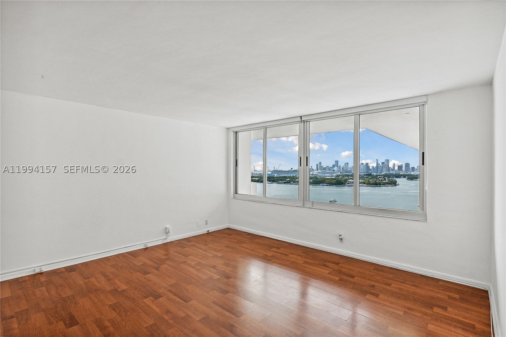 1200 West Ave PH-01