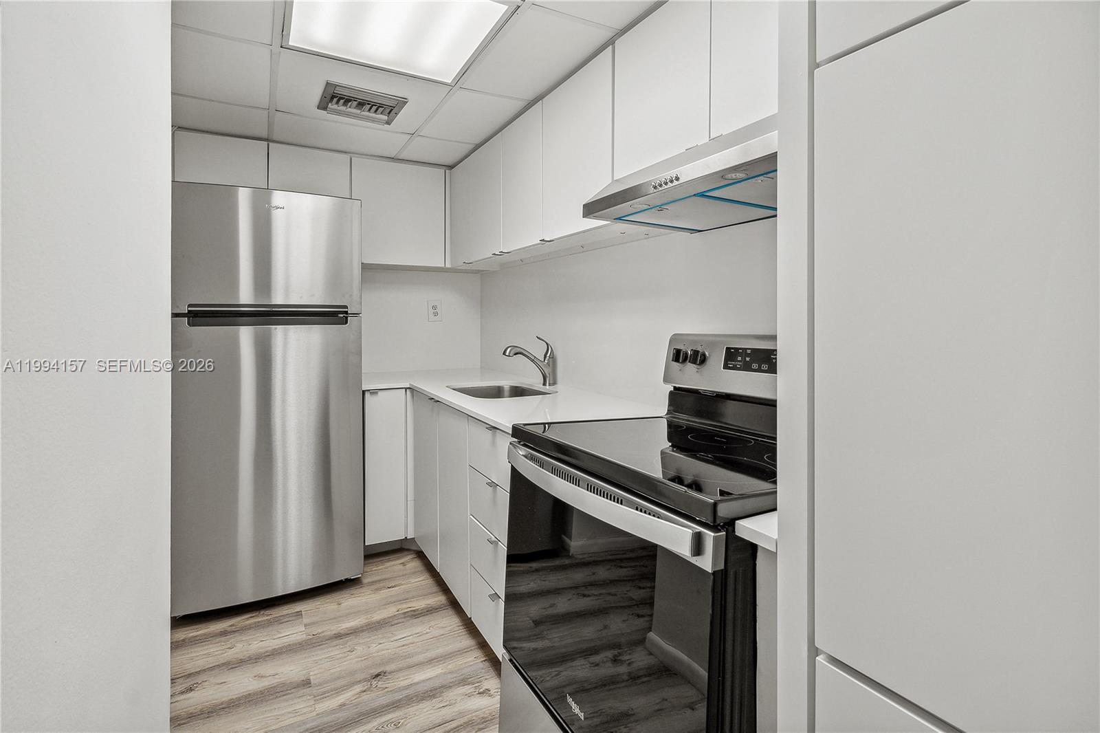 MIRADOR 1200 CONDO - Residential