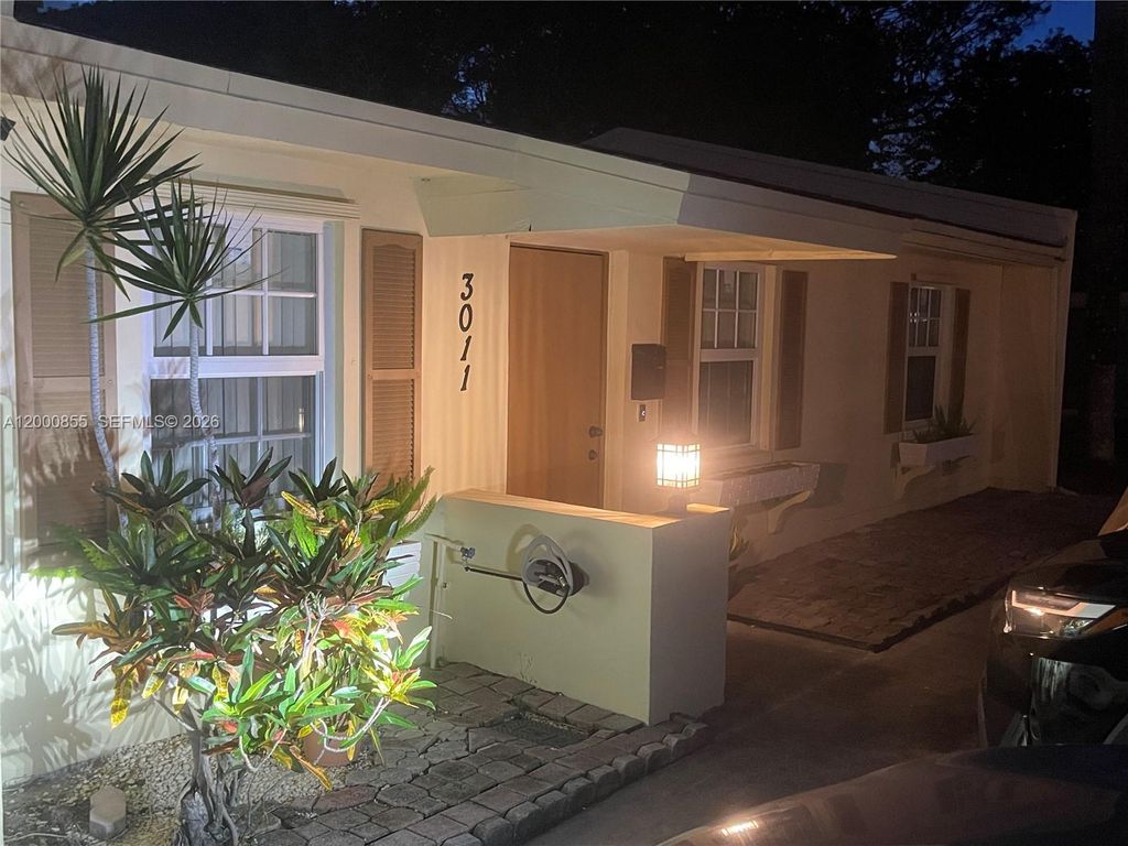 Photo of 3011 NW 68th St #10F, Fort Lauderdale, FL 33309 (MLS # A12000855)