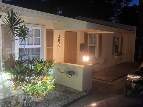 3011 NW 68th St 10F Fort Lauderdale FL 33309