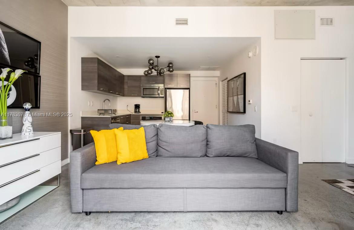 Rental Property at 151 Se 1st St 1103, Miami, Broward County, Florida - Bedrooms: 1 
Bathrooms: 1  - $3,450 MO.