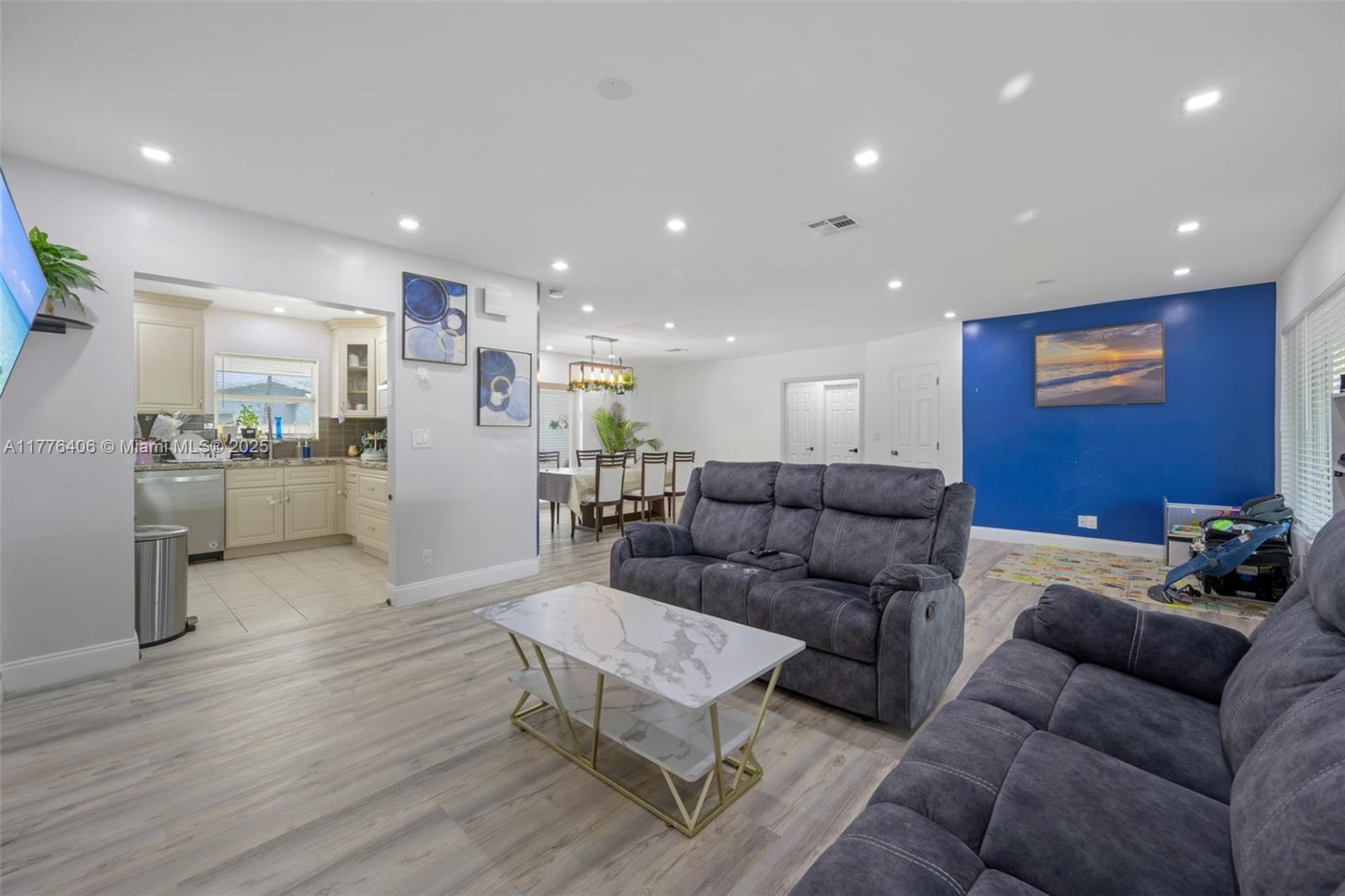 OAK ACRES - Residential