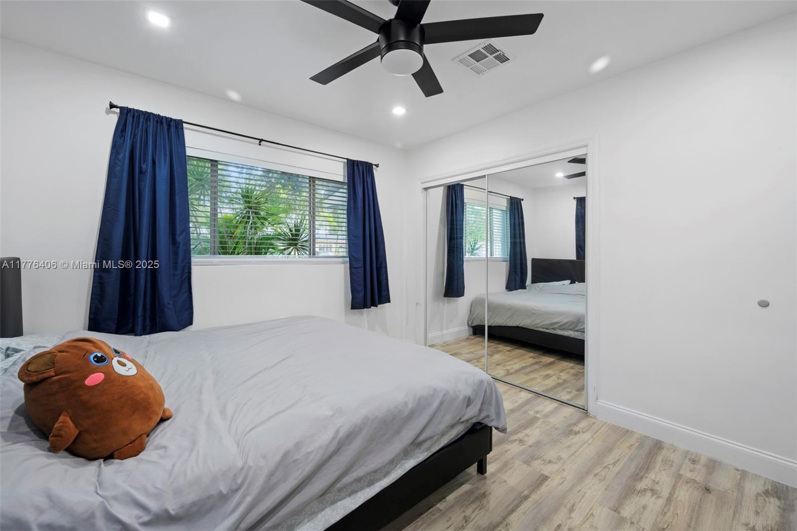 OAK ACRES - Residential