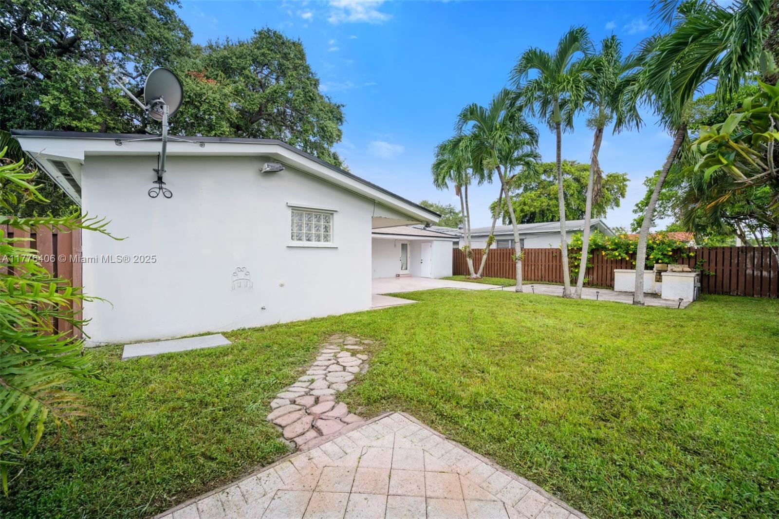 OAK ACRES - Residential