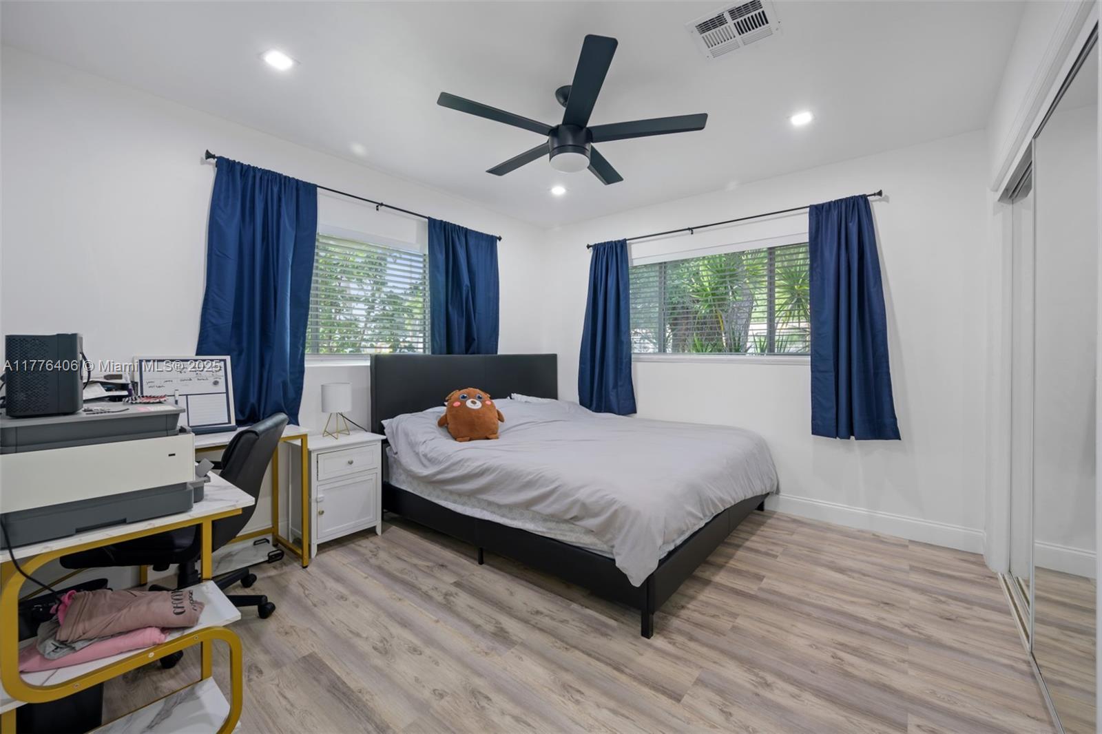 OAK ACRES - Residential
