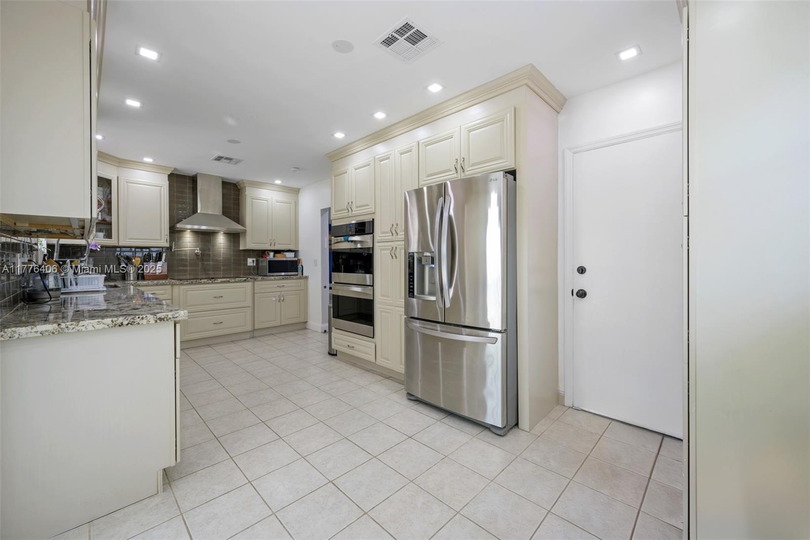 OAK ACRES - Residential