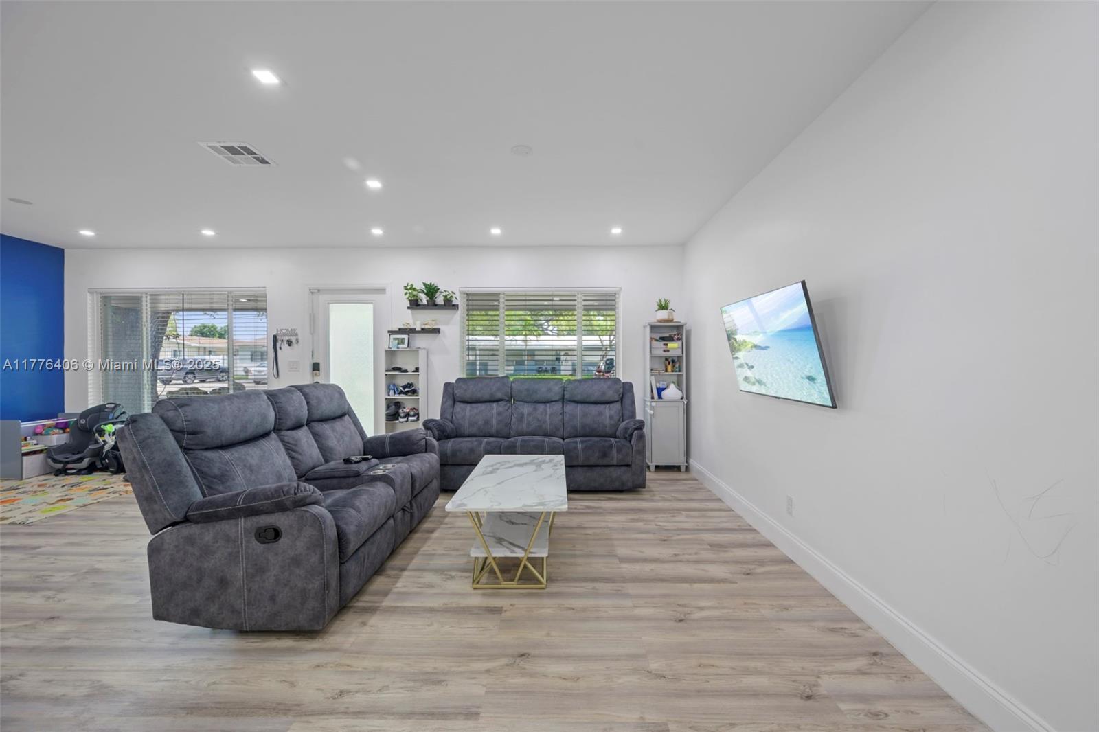 OAK ACRES - Residential