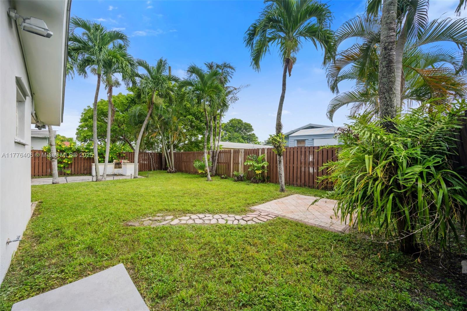 OAK ACRES - Residential