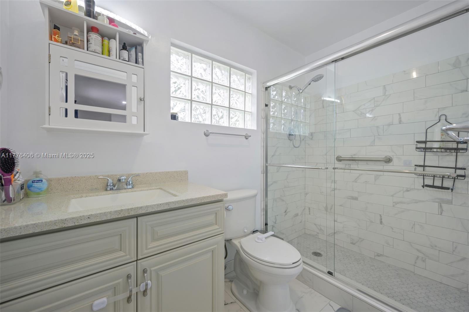 OAK ACRES - Residential
