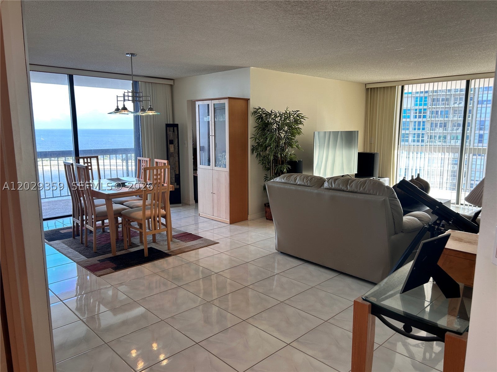 2333 Brickell Ave 1402