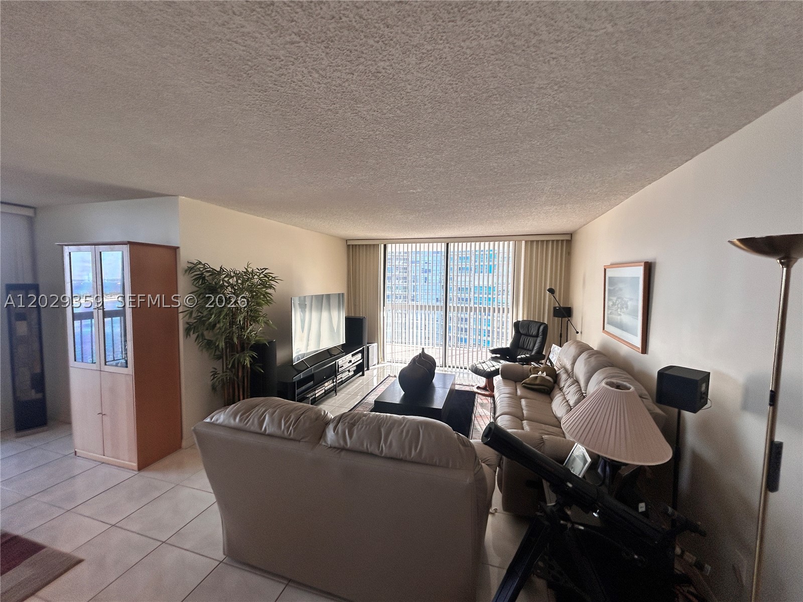 2333 Brickell Ave 1402