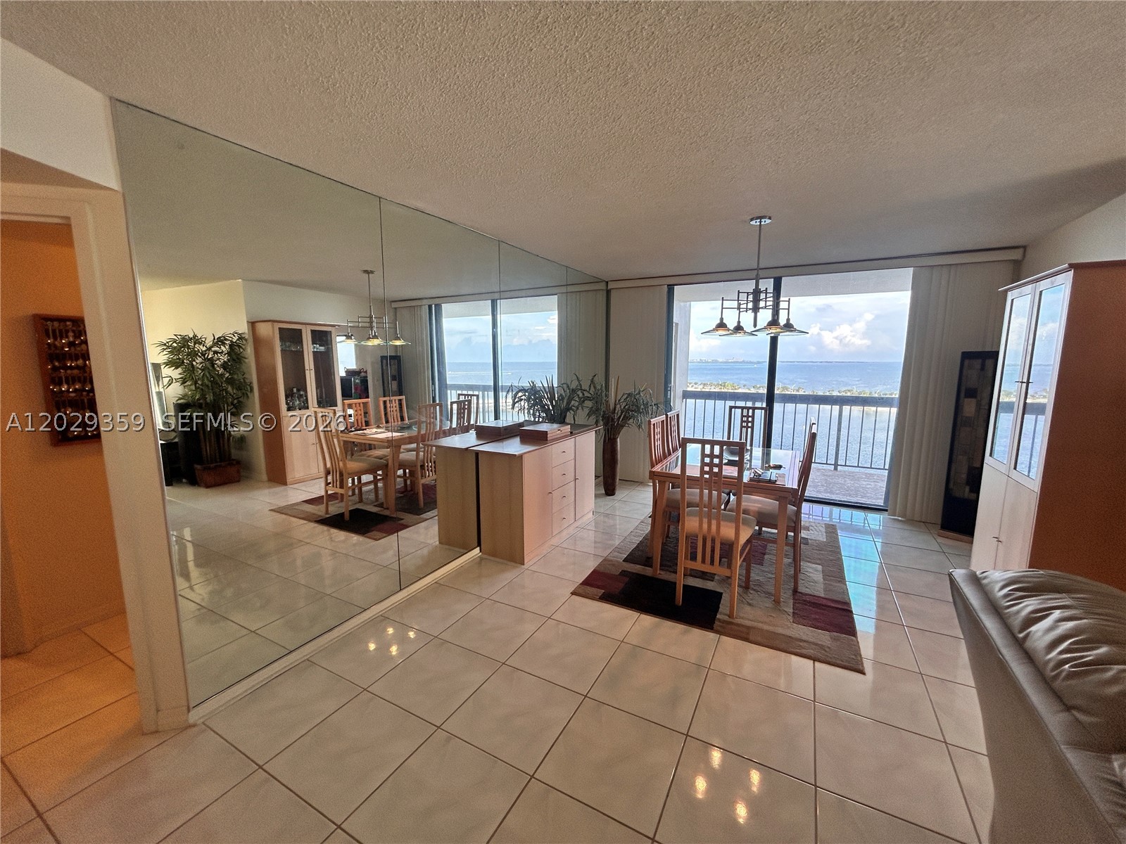 2333 Brickell Ave 1402
