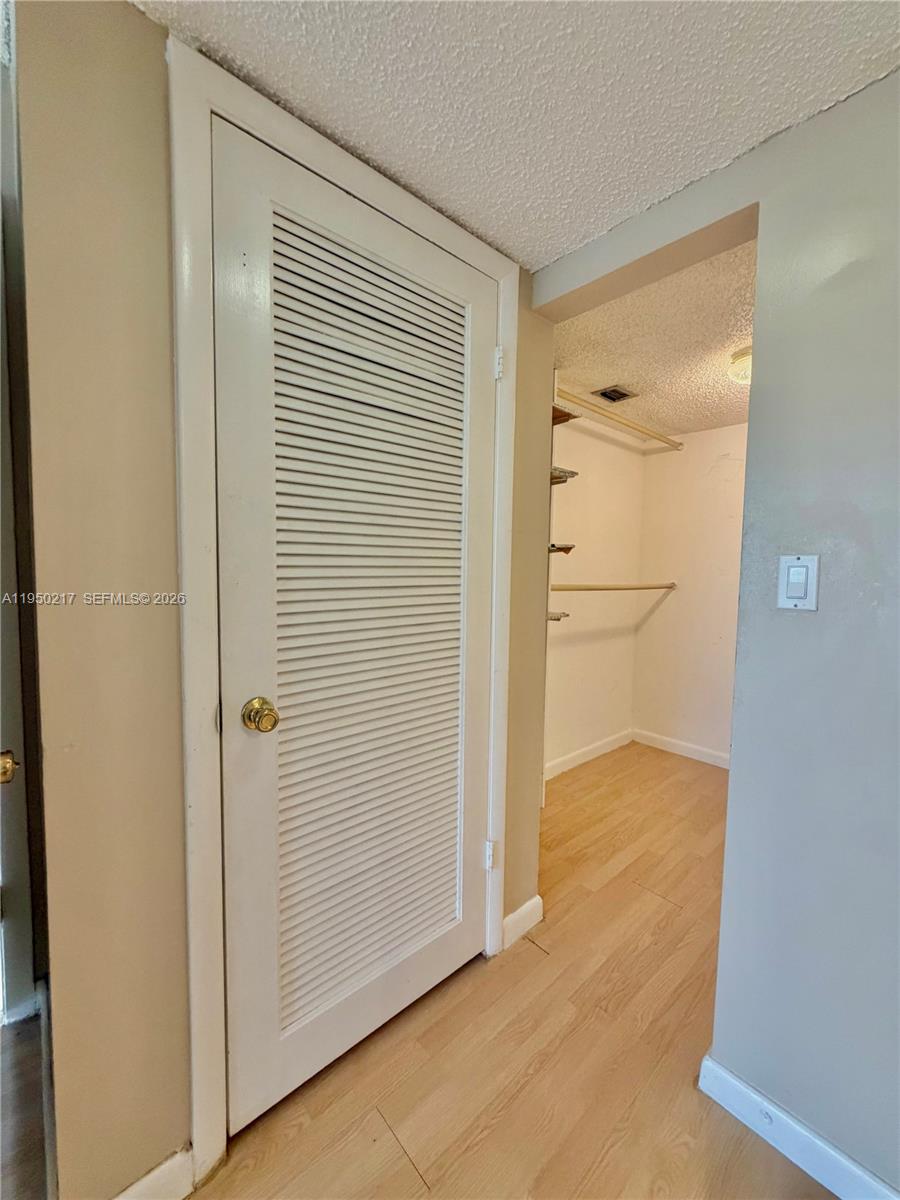 CYPRESS BEND I-D CONDO - Residential