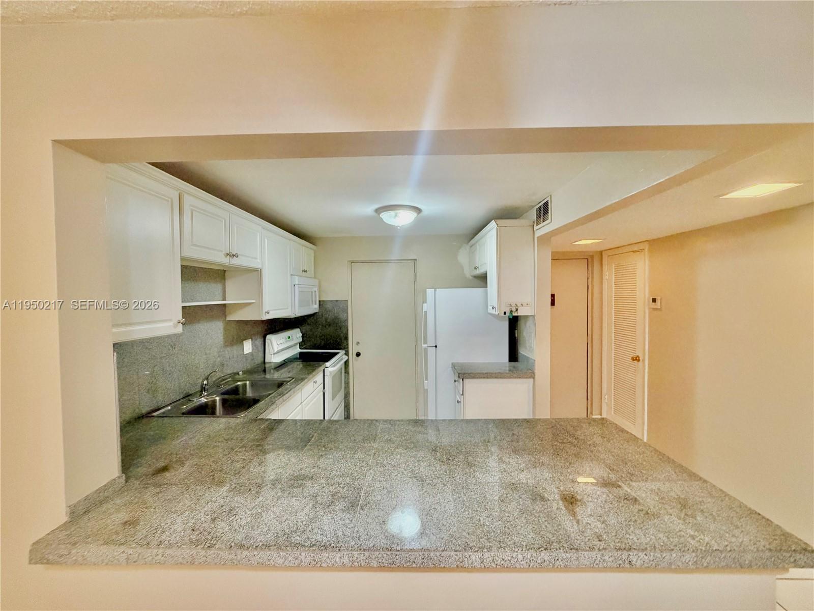 CYPRESS BEND I-D CONDO - Residential