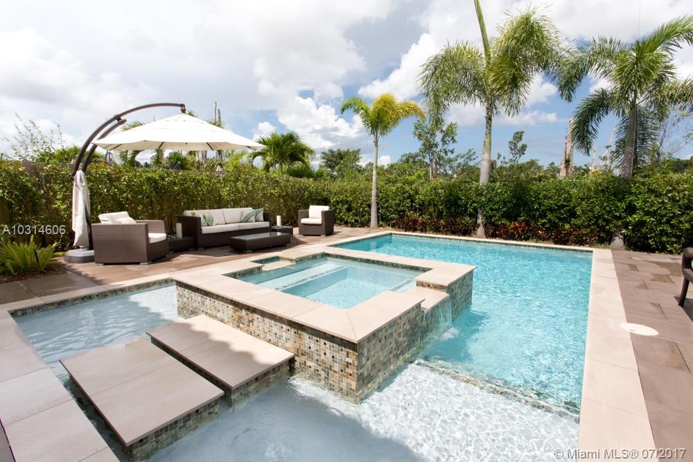 GRAND BAY NORTH - Residential