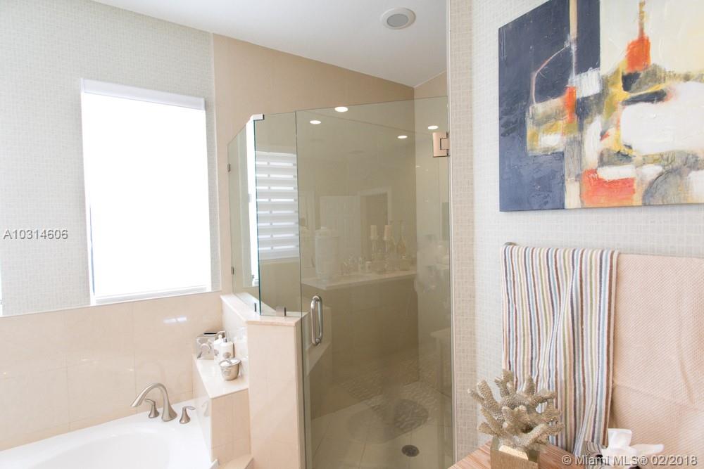 GRAND BAY NORTH - Residential