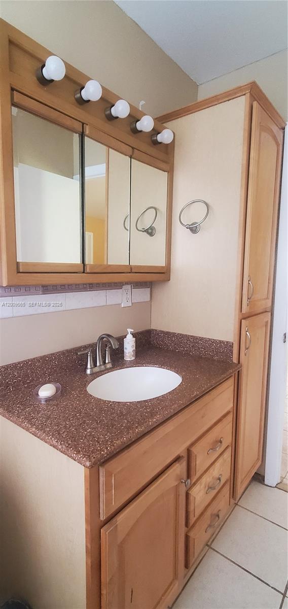 RIVER PARK UNIT 5 - Residential