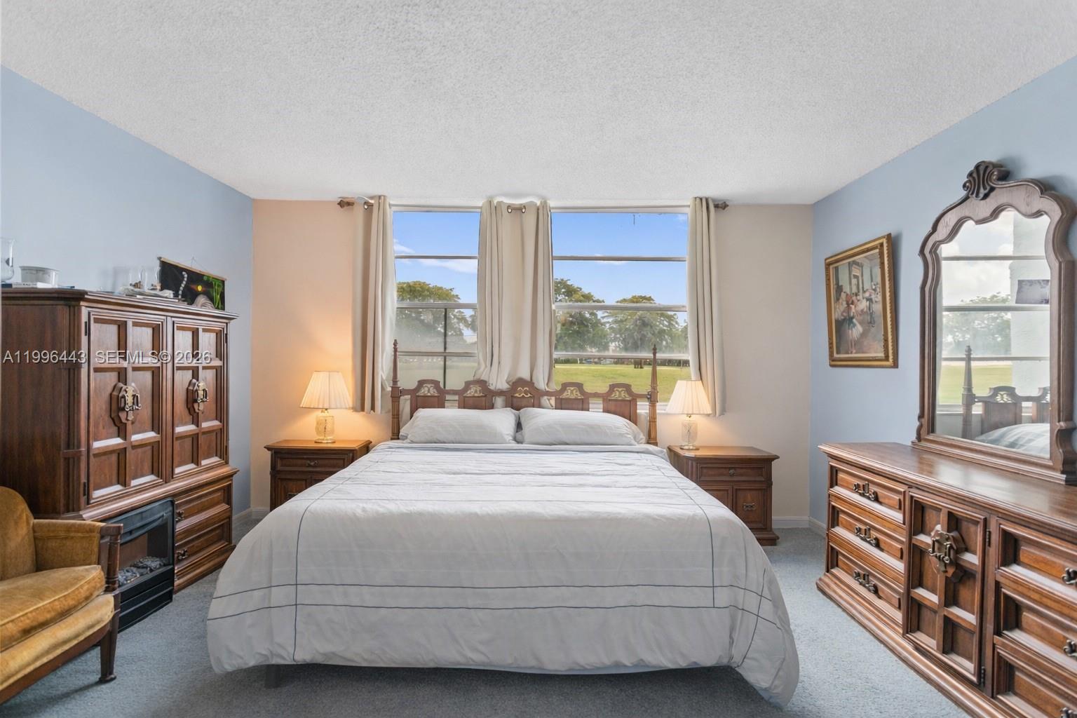 12B OF PALM SPRINGS 2 CON - Residential