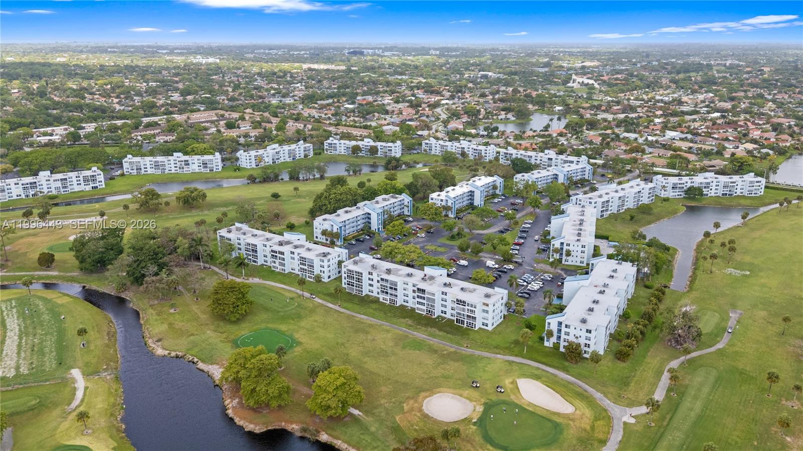 12B OF PALM SPRINGS 2 CON - Residential